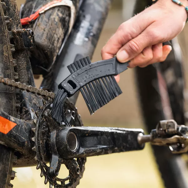 Aku nízkotlaký čistič Bosch Fontus 18V-6 Bike Cleaner