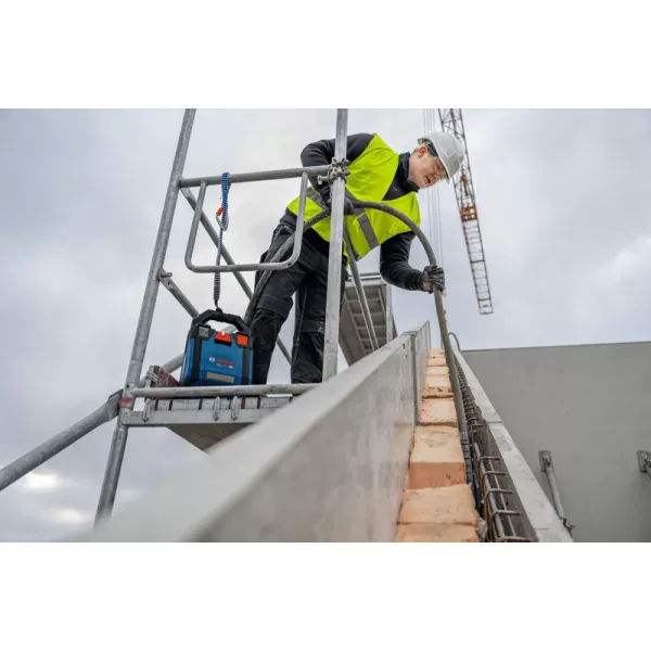 Aku ponorný vibrátor Bosch GDI 38-500 Professional