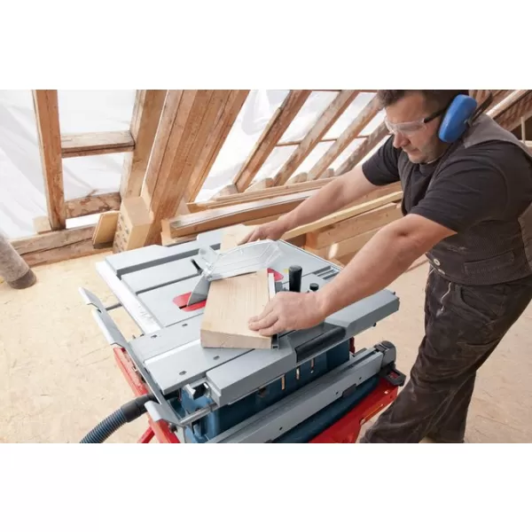 Stolní okružní pila Bosch GTS 10 XC Professional 0601B30400